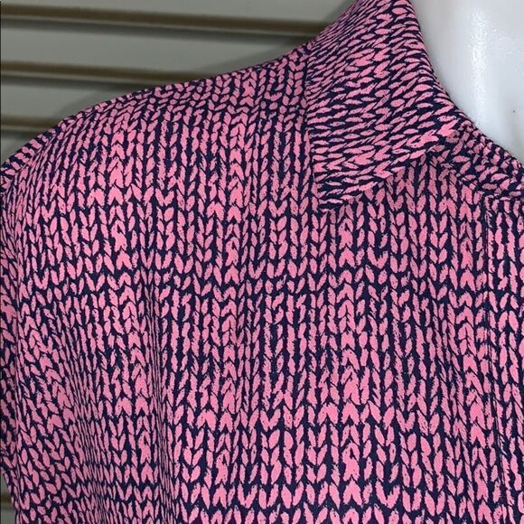 🛍️Pleione pink and black short sleeve top - Picture 5 of 8